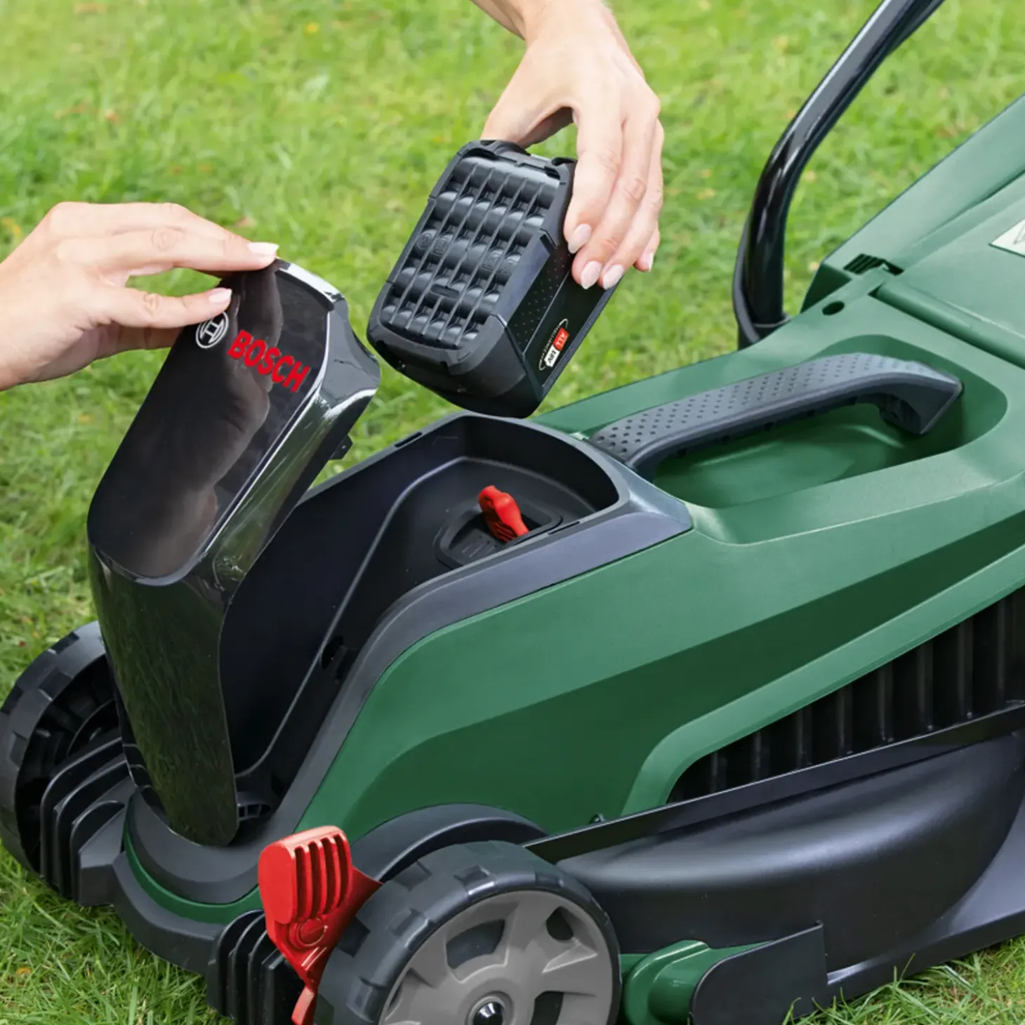 Bosch Citymover 32-300 18V plæneklipper 1x5.0 Ah batteri og lader