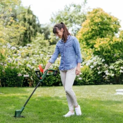 Bosch Easy GrassCut 18V-26 græstrimmer 1x2.5 Ah batteri og lader