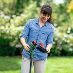 Bosch Easy GrassCut 18V-26 græstrimmer 1x2.5 Ah batteri og lader