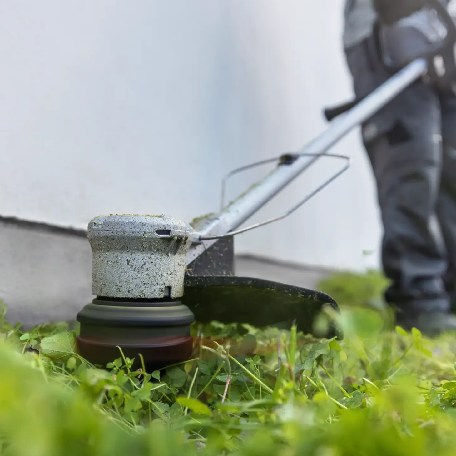 Bosch GRT 18V-33 18V græstrimmer Ø33 cm solo