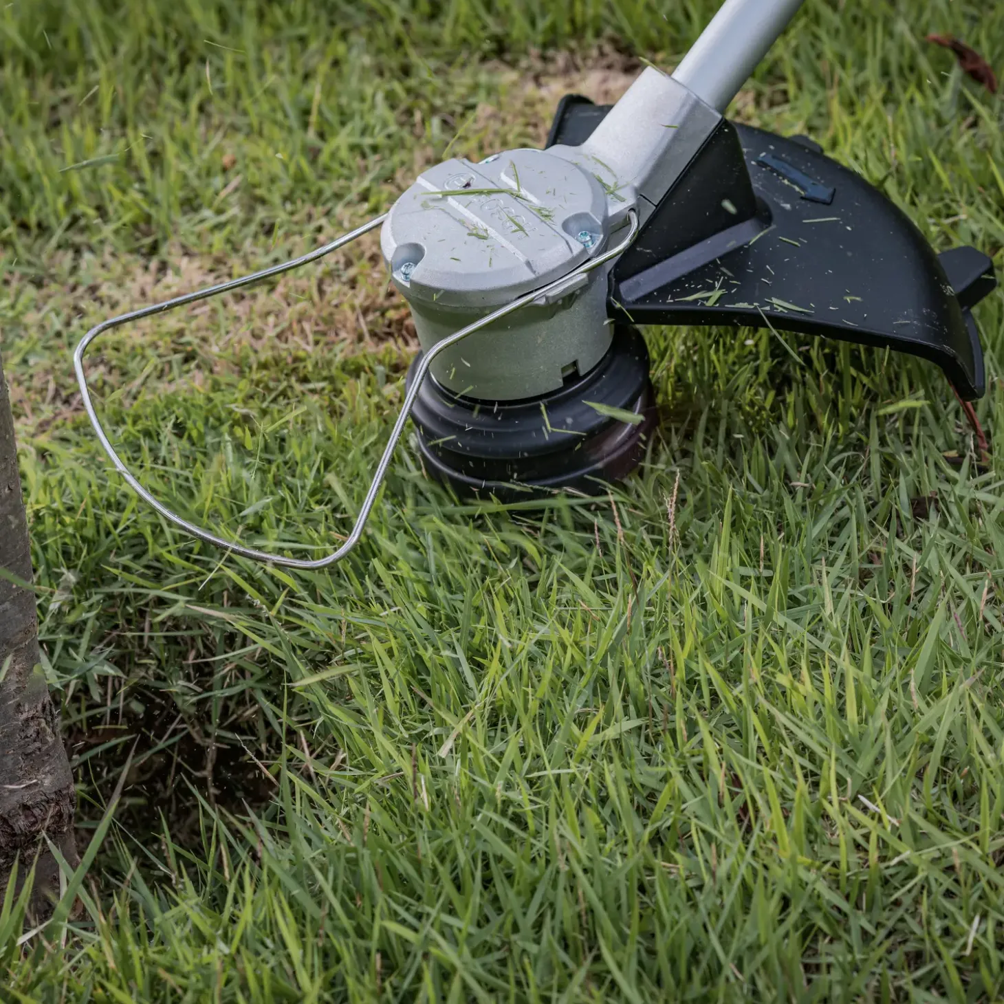 Bosch GRT 18V-33 18V græstrimmer Ø33 cm solo