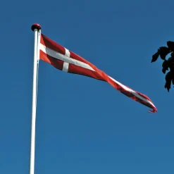 DanoMast Dannebrogsvimpel til 6 meter mast 20x300 cm.