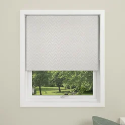 Debel Zig Zag rullegardin mørklægning hvid 80x175 cm