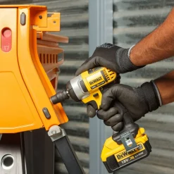DeWALT DCF880N 18V XR slagnøgle solo
