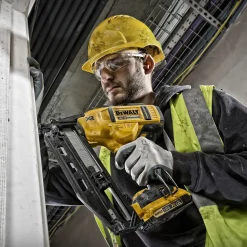DeWALT DCN660N-XJ dykkerpistol 18V XR 16Ga solo