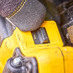 DeWALT DCN930N-XJ 18V XR 33GA 90mm sømpistol solo