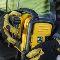 DeWALT  DCR020 kompakt multivolt DAB, FM/AM-radio