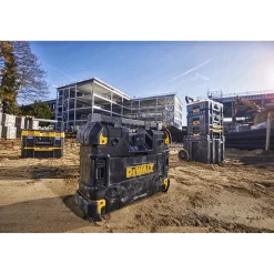 DeWALT DWST1-81078 TSTAK byggepladsradio med oplader