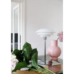 Dyberg Larsen DL31 bordlampe opal glas