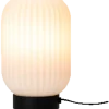 Dyberg Larsen riflet bordlampe E27 opal