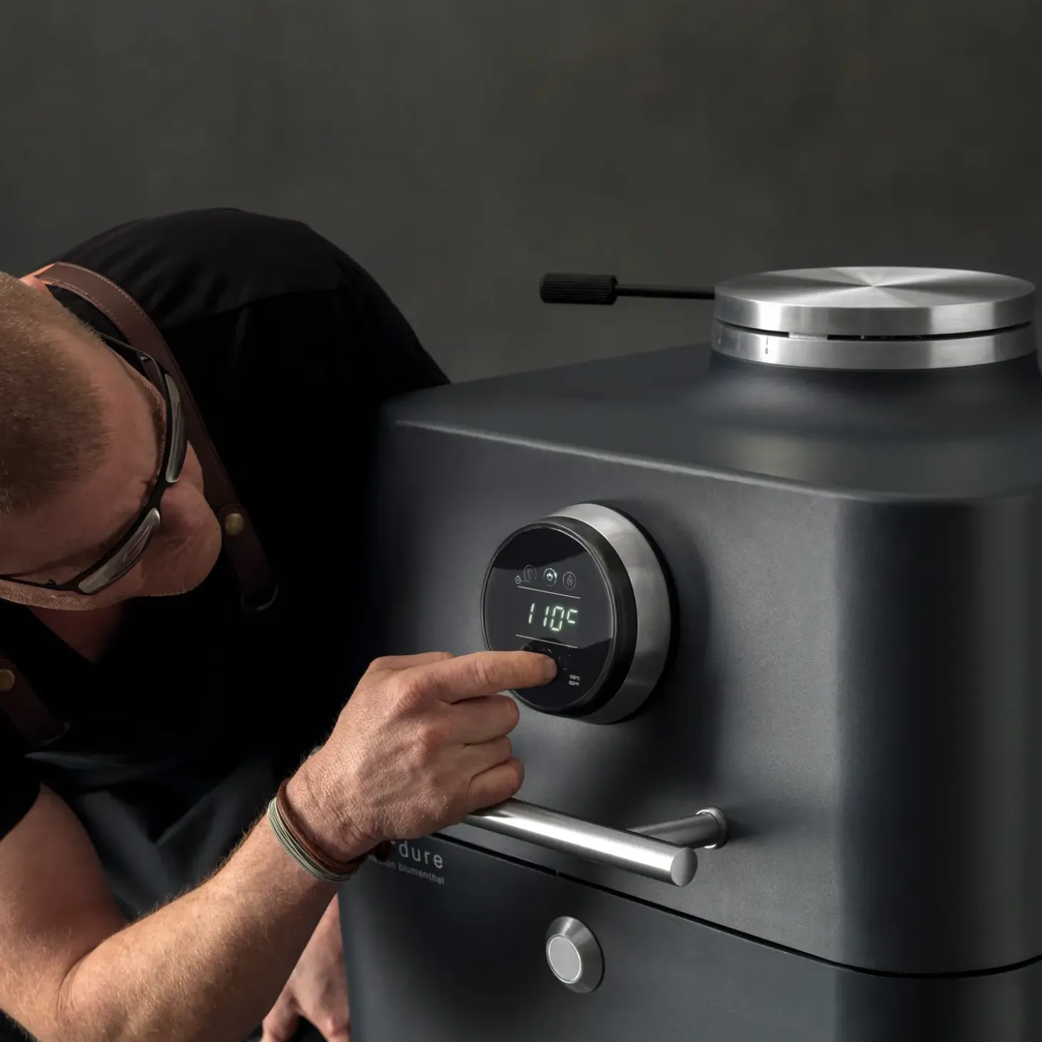 Everdure 4K kulgrill graphite