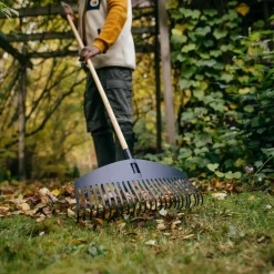 Fiskars Solid metal løvrive 40x4x166 cm