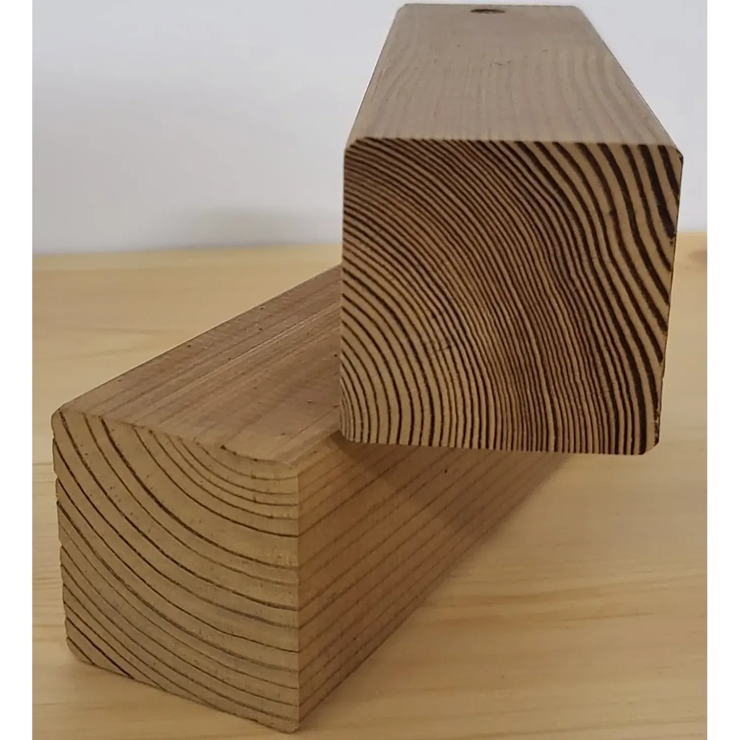 FT Embla® ThermoWood®, høvlet m/afrundede hjørner 50x50 mm 3,00 m