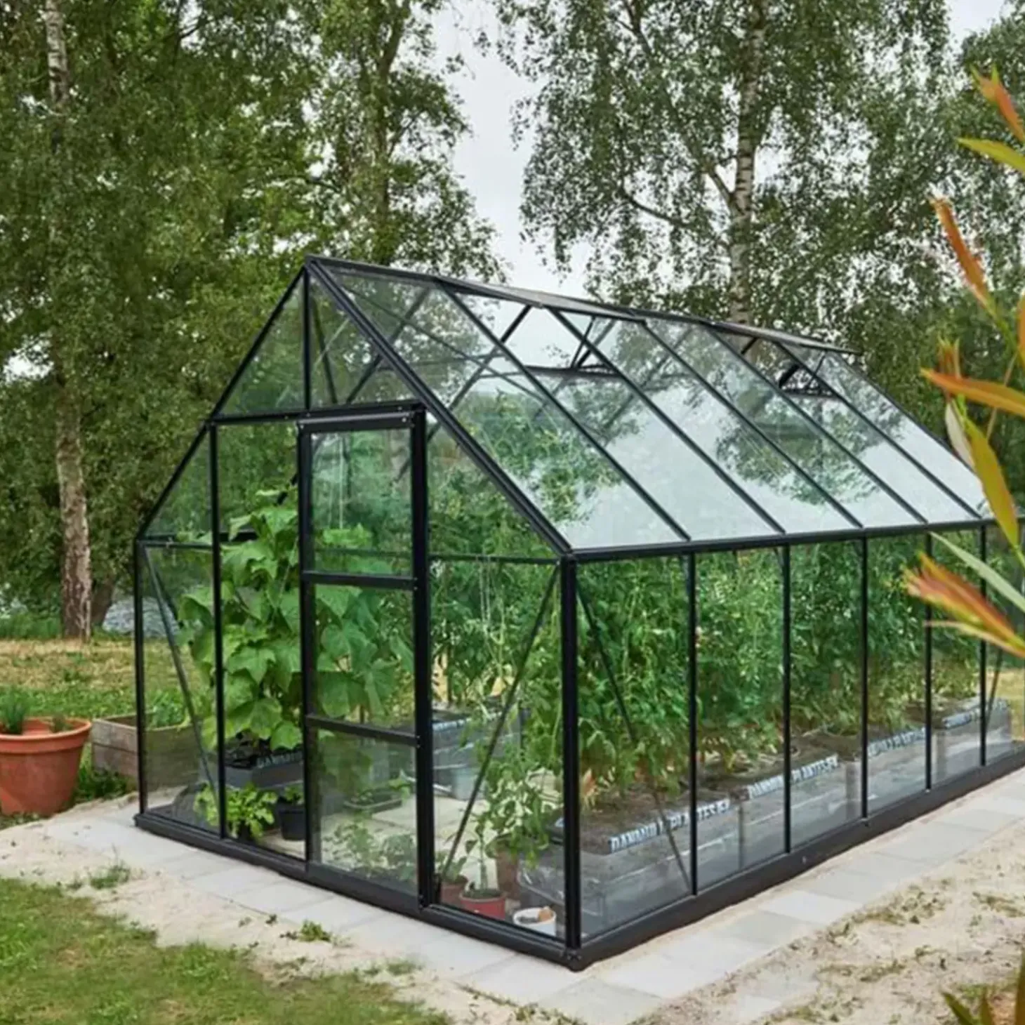 Halls Universal 128 9,9 m² sort 3 mm hærdet glas