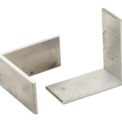 Kirkedal L-beslag t/ K100 alu stolper 3x50 mm alu. 1 stk