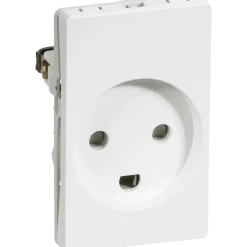 LK Fuga indsats stikkontakt 1 1/2 modul hvid