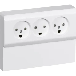LK panelstikkontakt OPUS 66 udvendig triple m/jord hvid