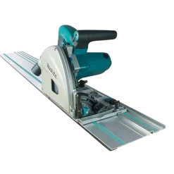 Makita dyksav 1300 Watt + 1,4M skinne SP6000J1
