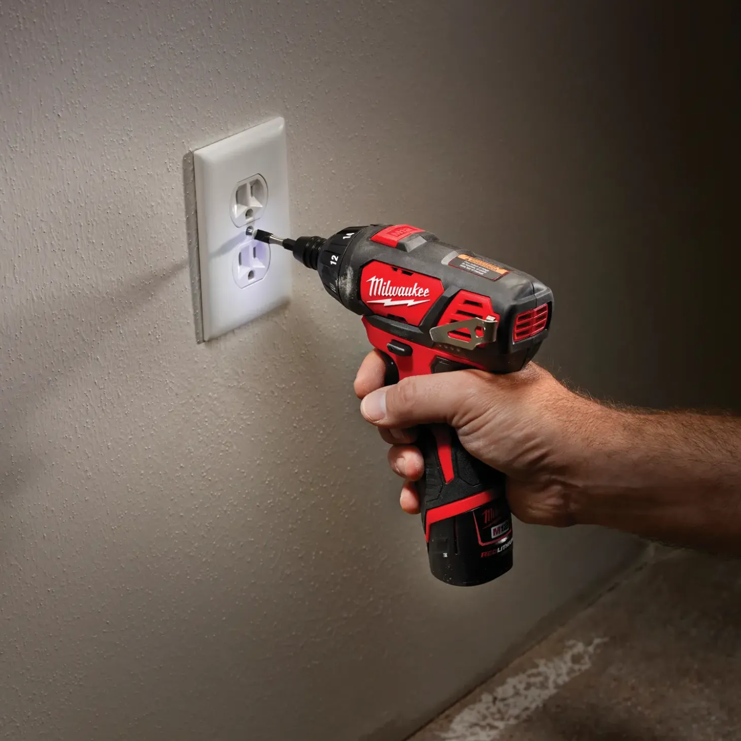 Milwaukee M12 BSD-0 skruemaskine solo