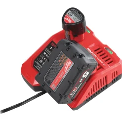 Milwaukee M12-18 FC hurtigoplader