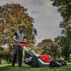 Milwaukee M18 F2LM46-0 36V plæneklipper 46 cm solo