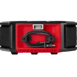 Milwaukee M18 PRCDAB+-0 Packout radio og lader