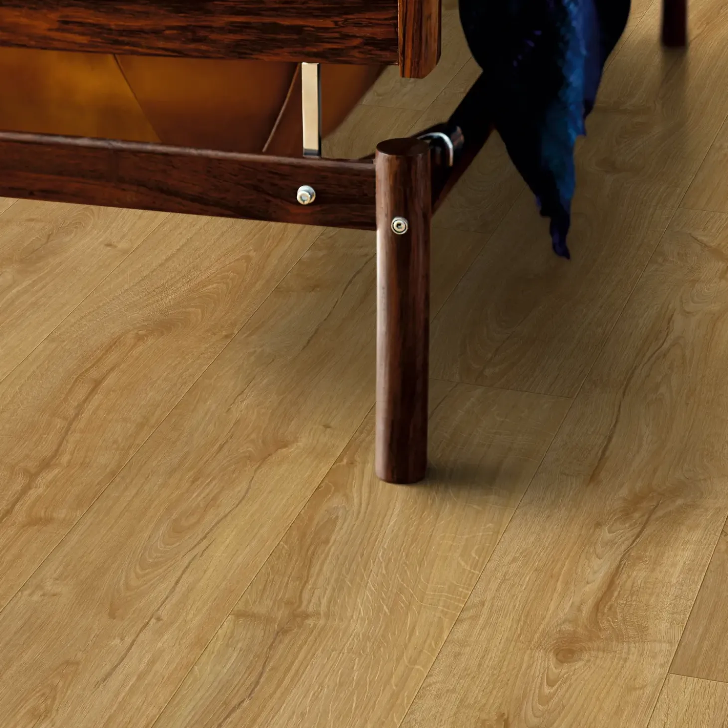 Pergo Modern Plank Sensation laminatgulv 1380x190x8 mm Herregård Eg