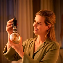 Philips Hue LED globe pære E27 7W G93 filament hvid ambiente