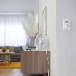 Philips WiZ Smart Plug hvid