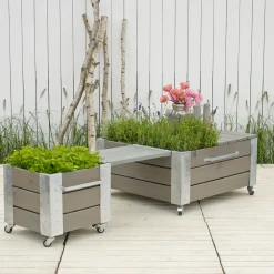 Plus Cubic blomsterkasse med espalier og hjul 87x50x130 cm gråbrun