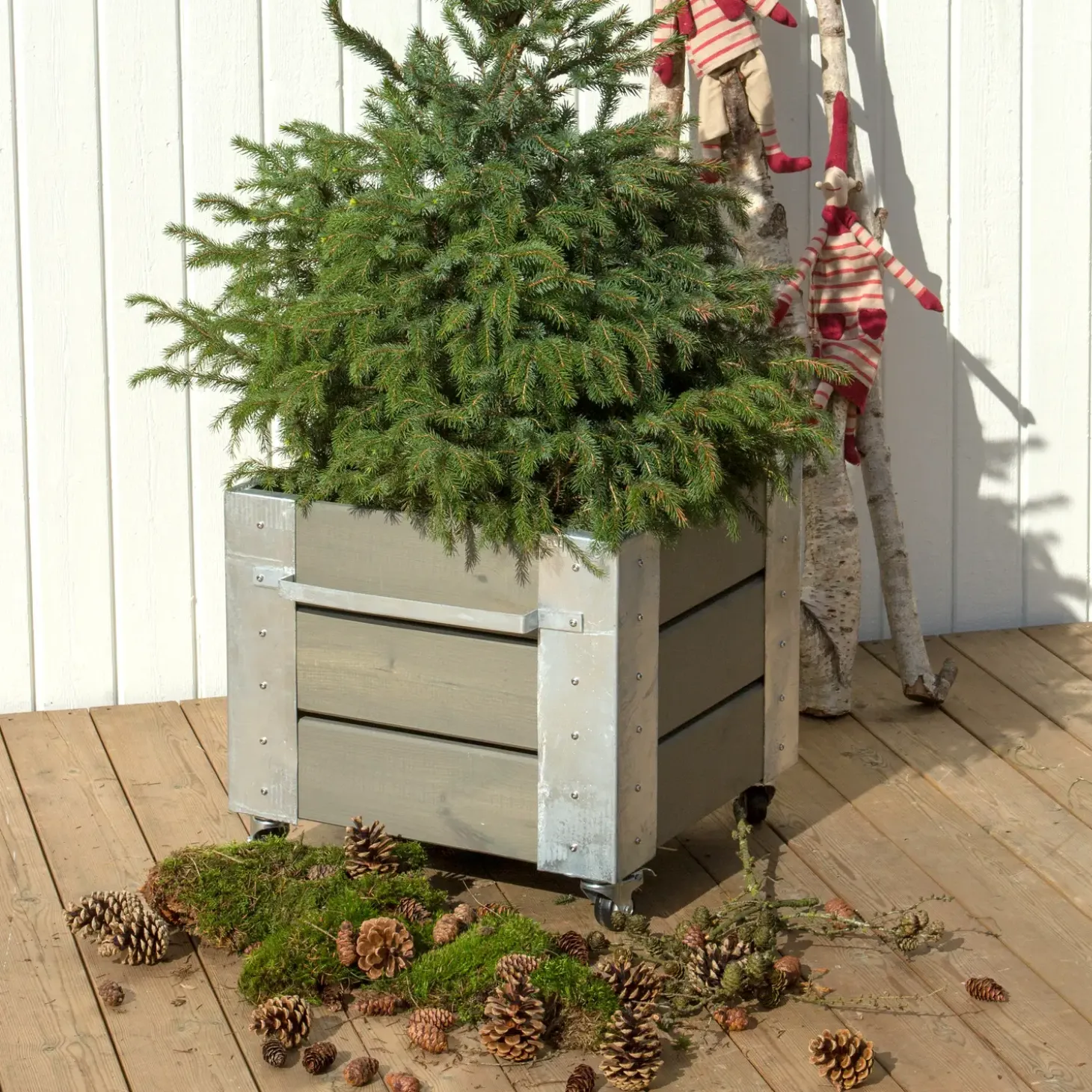 Plus Cubic blomsterkasse med hjul 46x50x45cm gråbrun