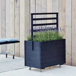 Plus Plantekasse m/espalier 88x48x105 cm inkl. hjul Grundmalet sort