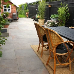 Plus Rustik hegn 180x138 cm sort