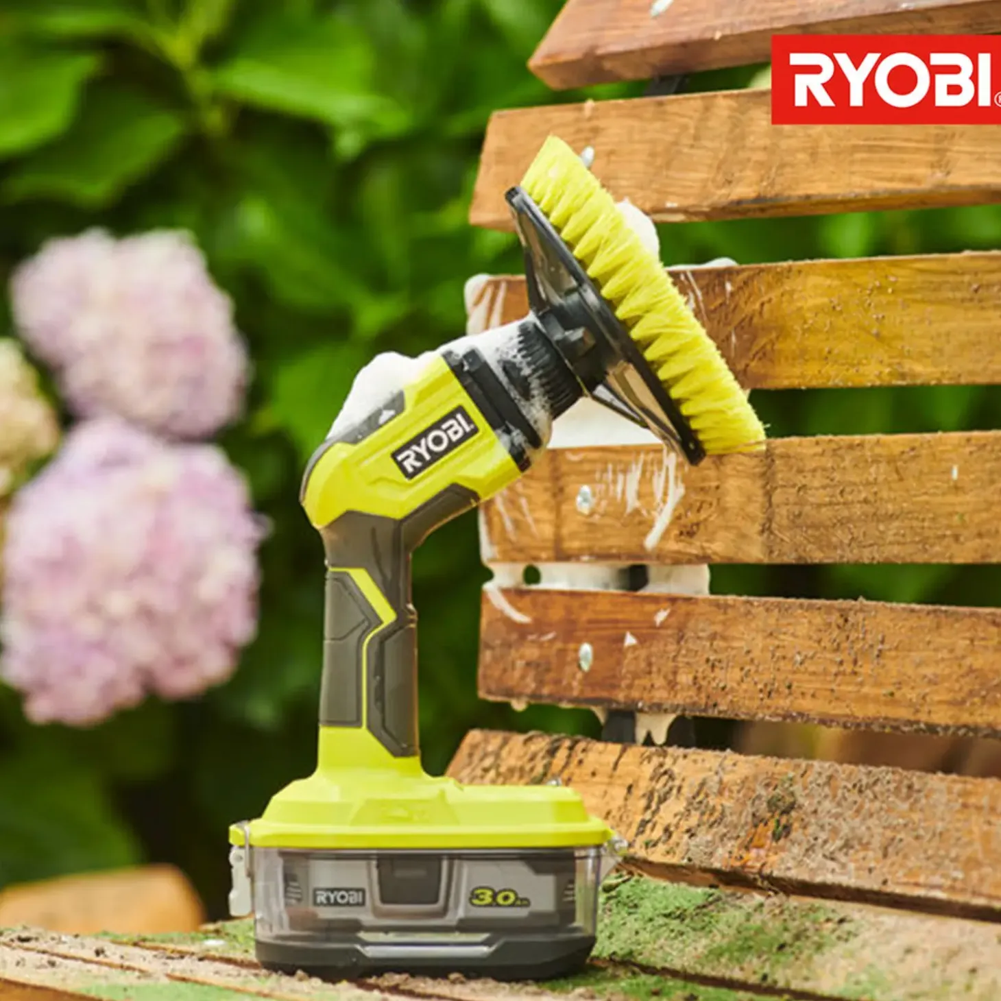 Ryobi RAKCRUBM rengøringsbørste mediumhård