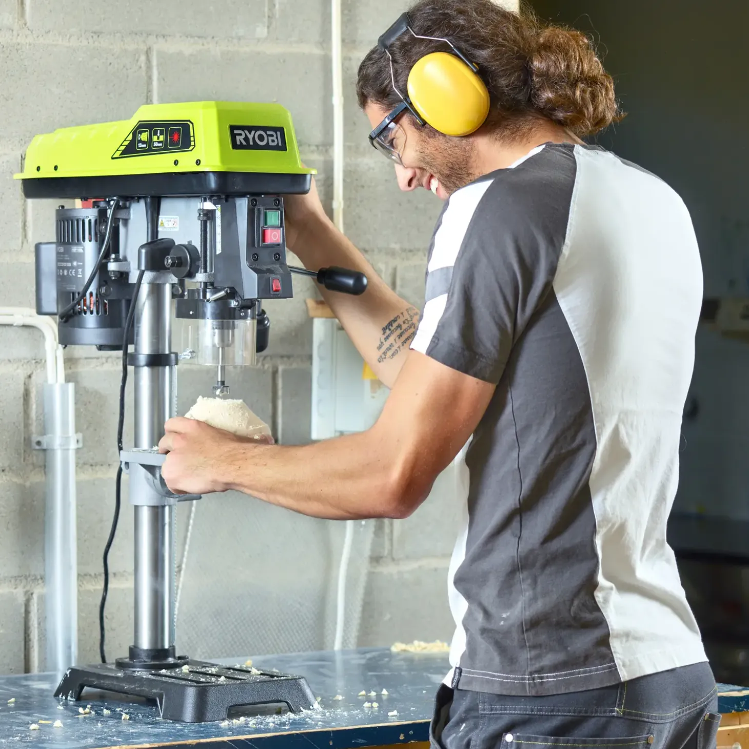Ryobi RDP102L søjleboremaskine 390W