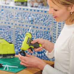Ryobi RGLM18 limpistol 18V ONE+ solo