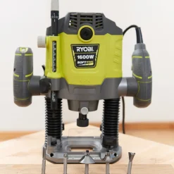 Ryobi RRT1600-K overfræser 1600 W