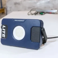 Scangrip Flood Lite MC LED arbejdslampe 28W m/USB powerbank
