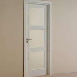 Swedoor Flex +Karm 92 mm hvid fyr 786x2089 mm m/std.bund i bøg