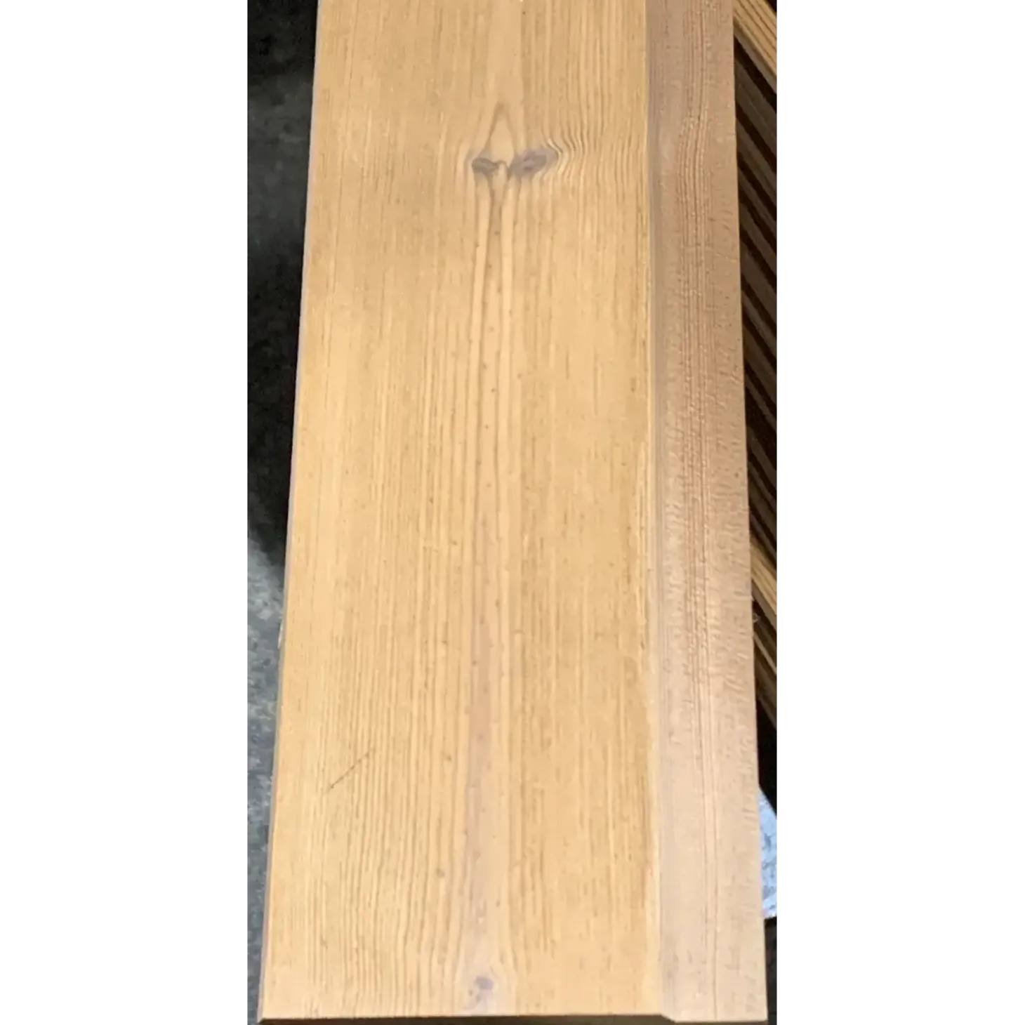 ThermoWood TGV beklædning børstet 21x117 mm fyr x 3,0 m
